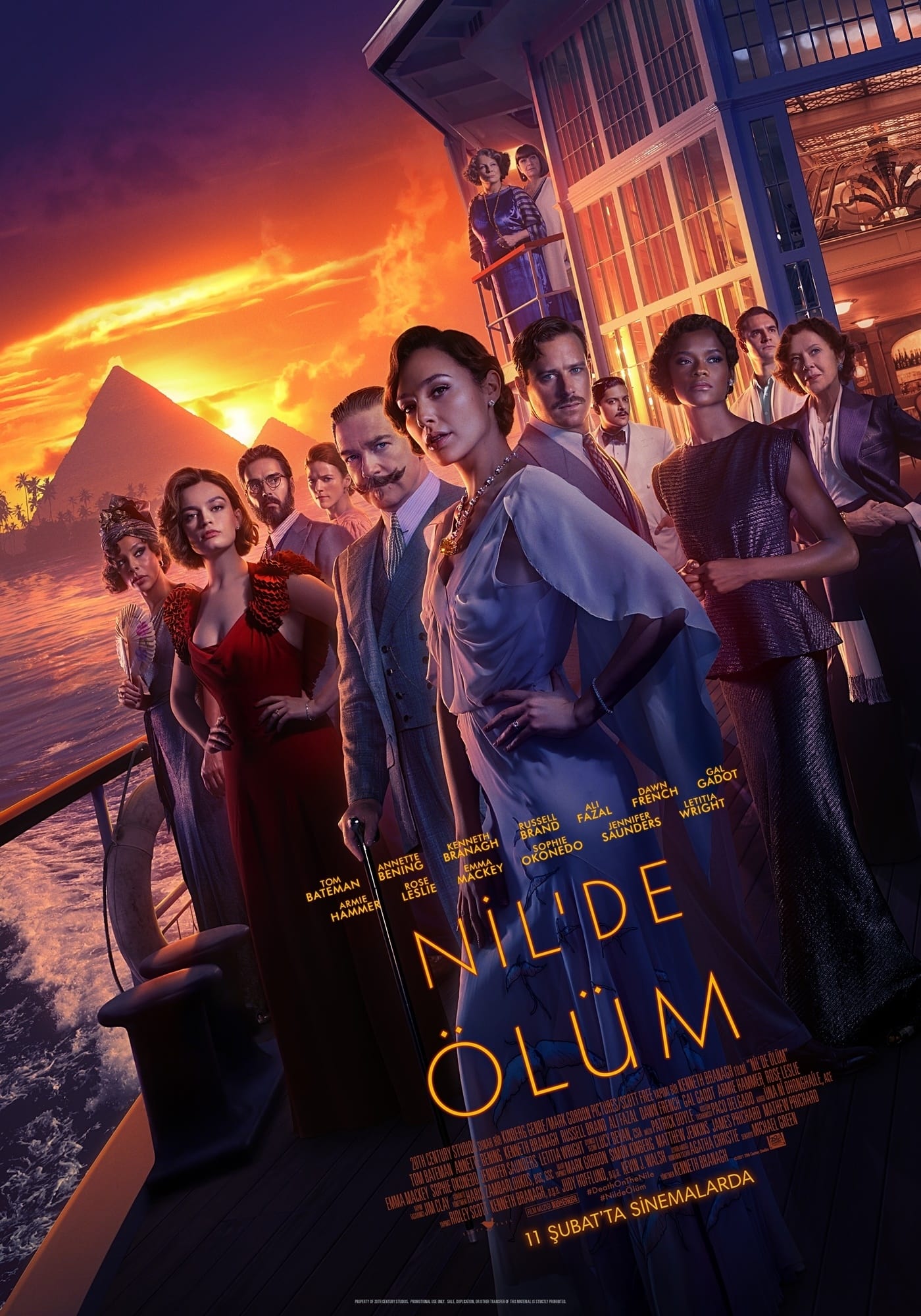 Death on the Nile (2022) film afişi