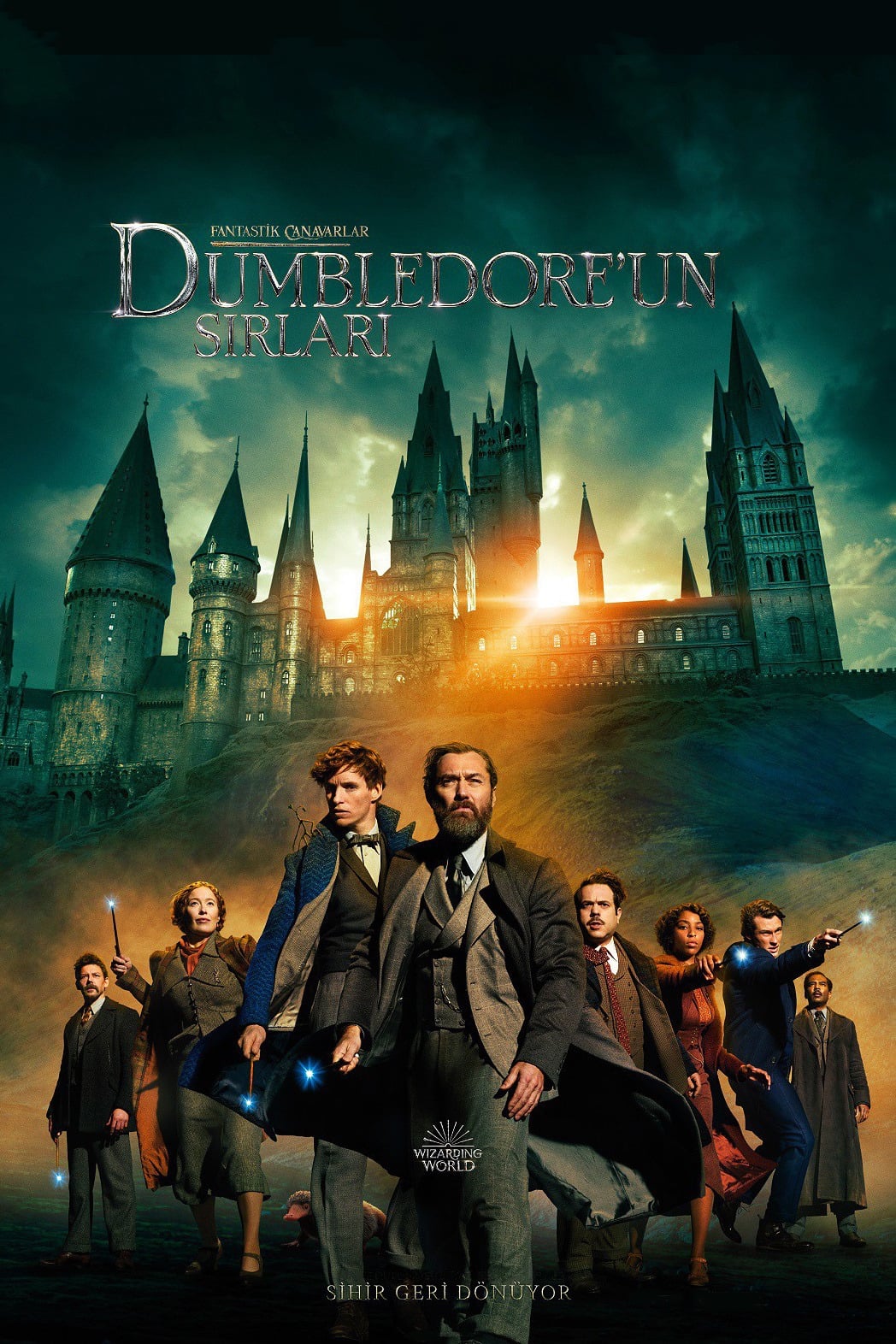 Fantastic Beasts: The Secrets of Dumbledore (2022) film afişi